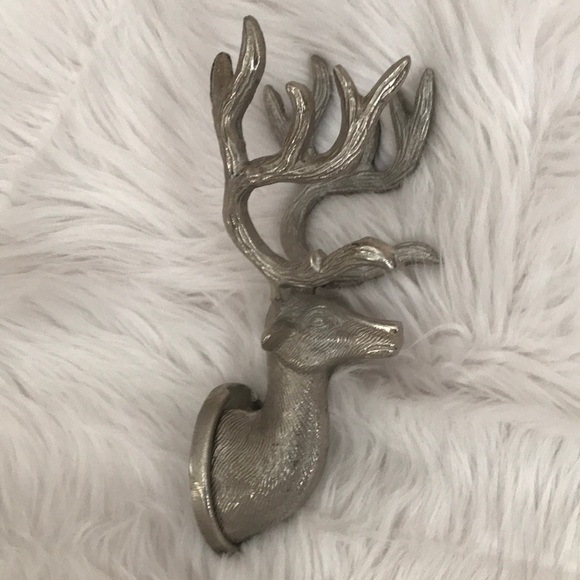 Rustic deer hook Silver toned country farmhouse wall decor rustic hunting cabin - Picture 1 of 5